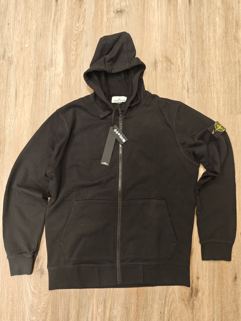 [TOP] Stone Island Black Zip-Up Hooded Sweatshirt